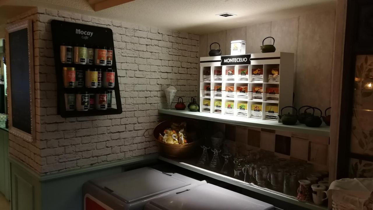 Hostal Macami Pedro Abad Eksteriør billede